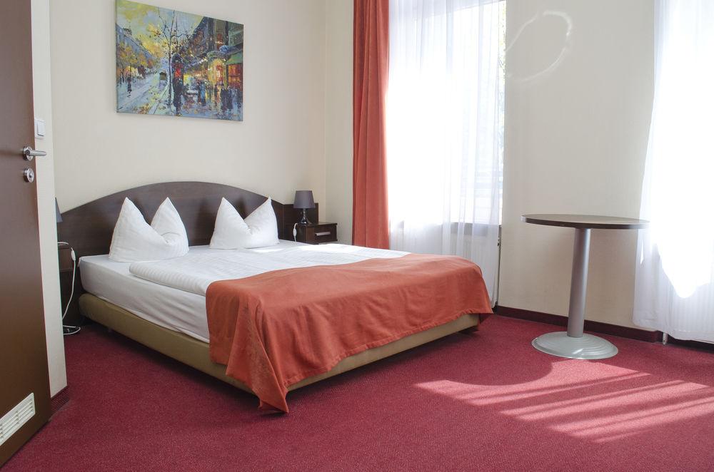 Hotel Polo Am Zob Hamburg Kültér fotó