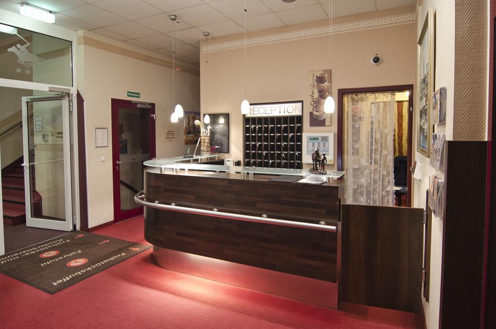 Hotel Polo Am Zob Hamburg Kültér fotó