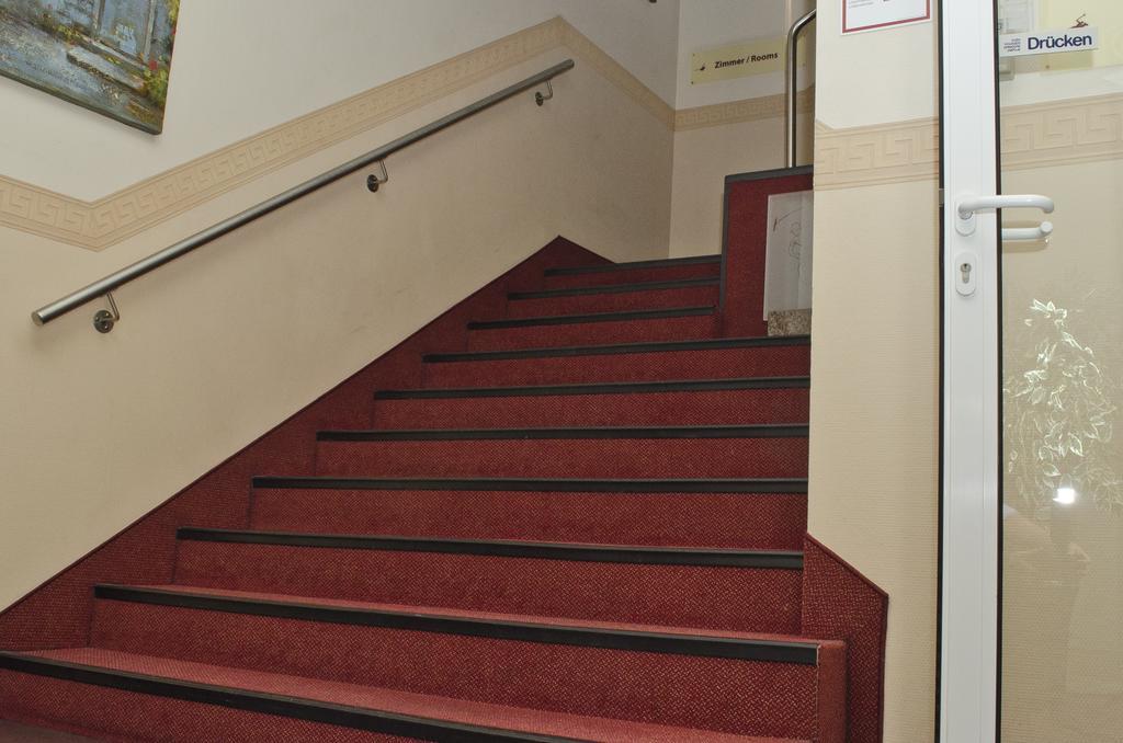 Hotel Polo Am Zob Hamburg Kültér fotó