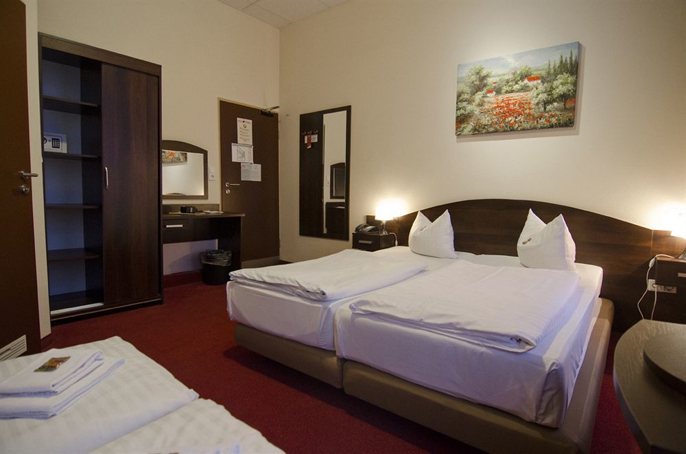 Hotel Polo Am Zob Hamburg Kültér fotó